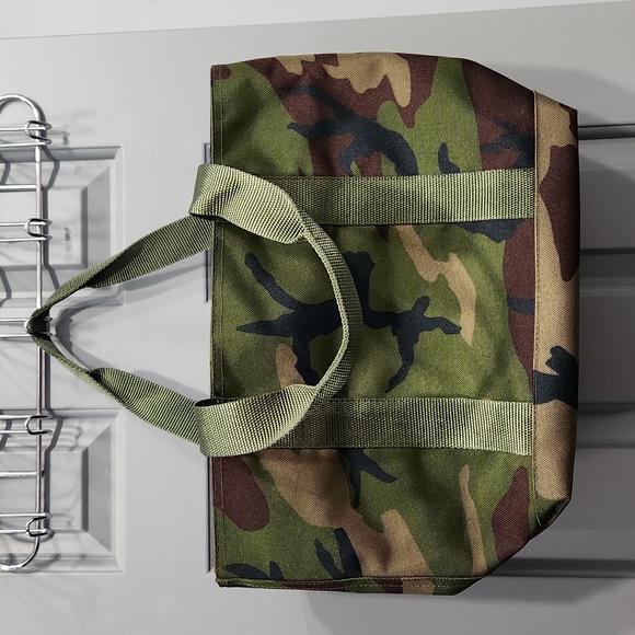 NWOT L.L. Bean Camo Green Hunters Tote Bag - Picture 5 of 11